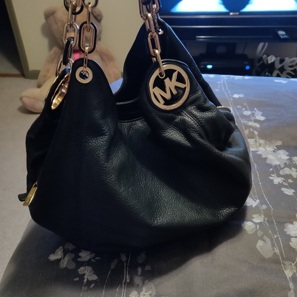 Authentic Michael Kors Purse - Picture 1 of 4